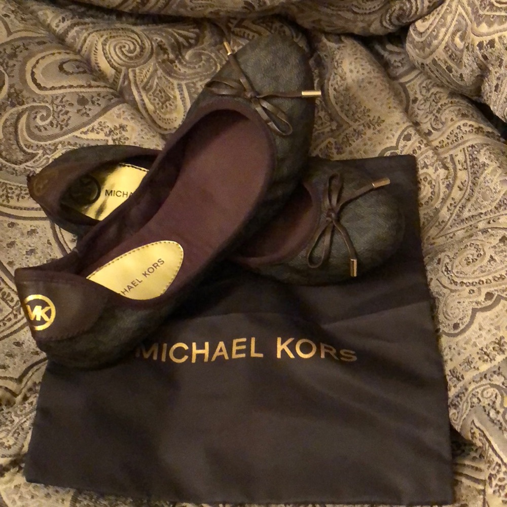 Michael Kors brown flats size 8